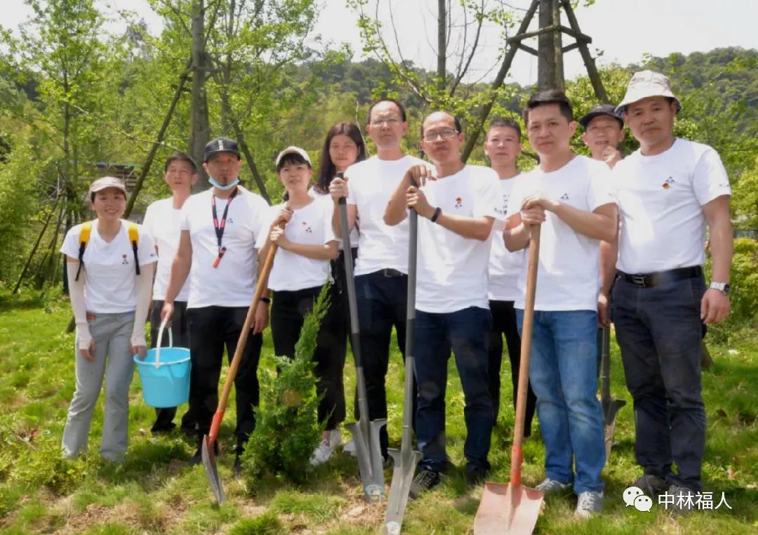 中林ok138cn太阳集团古天乐支部开展“学党史 祭先烈”主题党日运动(图4)